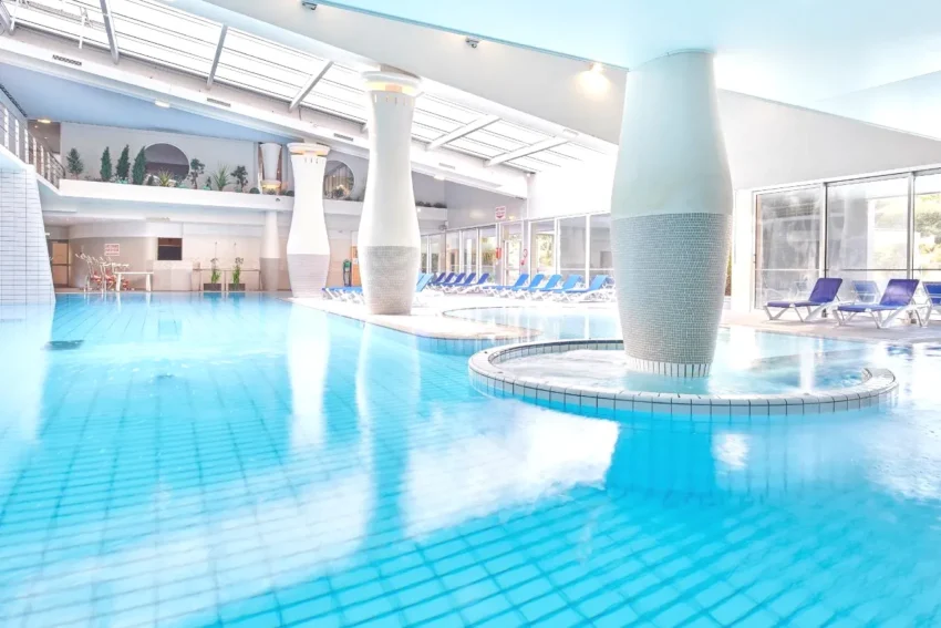 Club Vacances Bleues Les Jardins De l'Atlantique à Talmont-Saint-Hilaire spa avec piscine intérieure