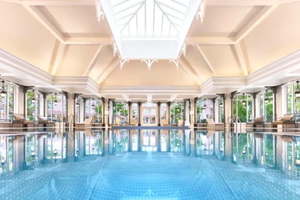 Disneyland® Hotel