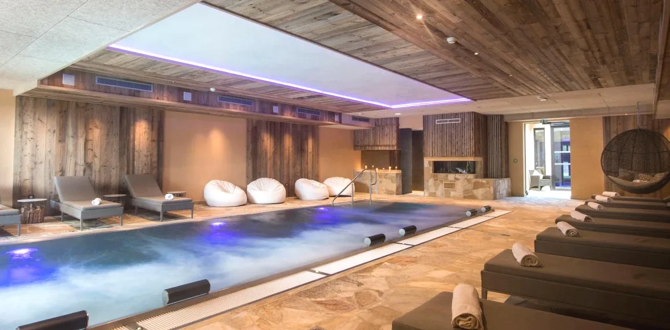 Espace bien-être avec piscine intérieure à Ottrott Hostellerie Des Châteaux & Spa Espace bien-être avec piscine intérieure à Ottrott Hostellerie Des Châteaux & Spa