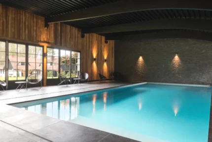 Espace spa avec piscine intérieure Les Pins de César - La campagne d'Etretat à Saint-Jouin-Bruneval