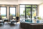 Hôtel du Golf spa avec jacuzzi et piscine intérieure à Lumbres