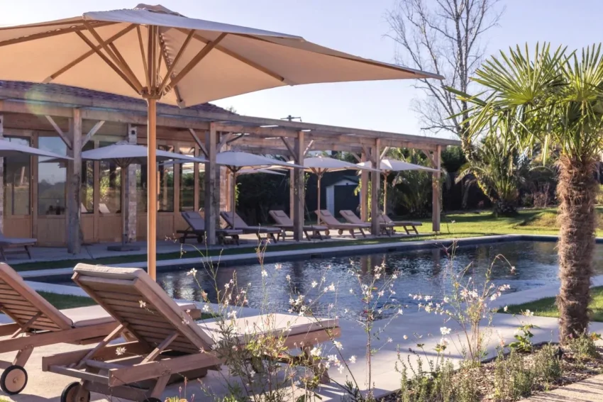 Hôtel INDARRA & SPA - Piscine à Arbonne