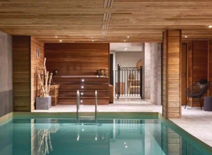 Hôtel L'Arboisie espace bien-être avec piscine intérieure à Megève