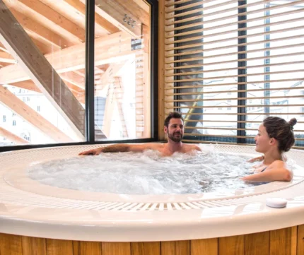 Jacuzzi Alpina Eclectic Hotel à Chamonix-Mont-Blanc