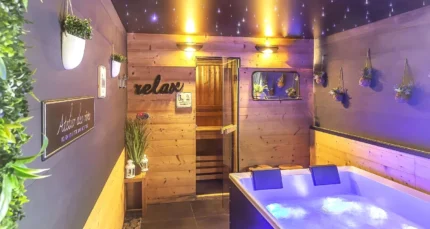 Jacuzzi sauna Hotel by Best Western Annecy