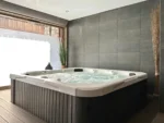Jacuzzi Victoria Lodge Friendly Hotel à Val dʼIsère