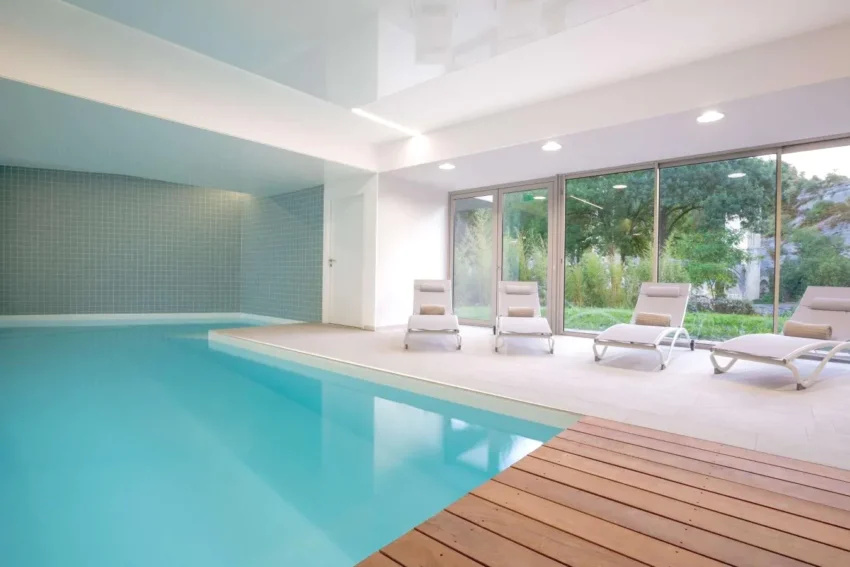Piscine Best Western Plus Hotel Divona Cahors ou située à Cahors