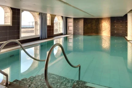 Piscine Grand Hôtel Thalasso & Spa à Saint-Jean-de-Luz