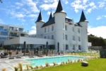 Piscine Hôtel Château des Tourelles Relais Thalasso & Spa à Pornichet