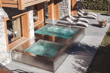 Piscine Hôtel et Spa Le Delta au Grand-Bornand