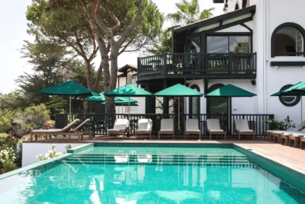 Piscine Hôtel Les Hortensias du Lac à Hossegor