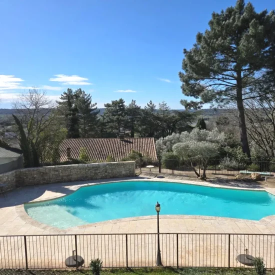 Hotel Restaurant Le Clos De Pradines