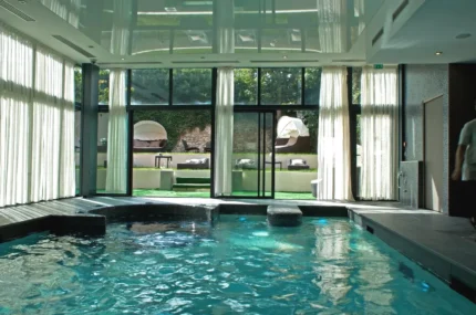 Piscine Hotel & Spa Le Grand Monarque BW Premier Collection à Chartres