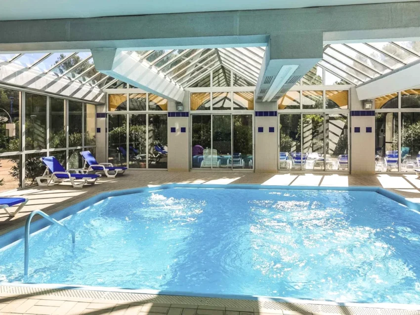 Piscine ibis Sète Balaruc les Bains Bien-être et Spa à Balaruc-les-Bains