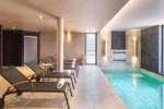 Piscine intérieure chauffée avec spa Aiden by Best Western T'aim Hotel & SPA à Compiègne