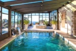 Piscine intérieure et spa privatif à Tourtour La Bastide De Tourtour Hotel & Spa