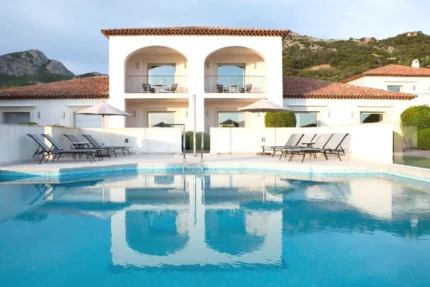 Piscine La Villa Calvi