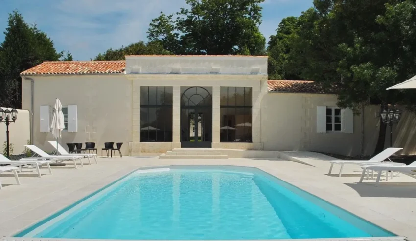 Piscine Le Logis du Péré à Saint-Coutant-le-Grand