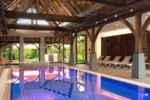 Piscine Logis Hotel Le Parc & Spa à Saint-Hippolyte