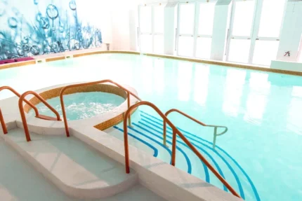 Piscine Thalacap Île de Ré Thalasso & Spa à Ars-en-Ré
