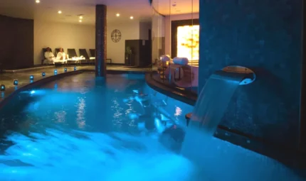 Westminster Hotel & Spa Nice à Nice spa avec piscine intérieure